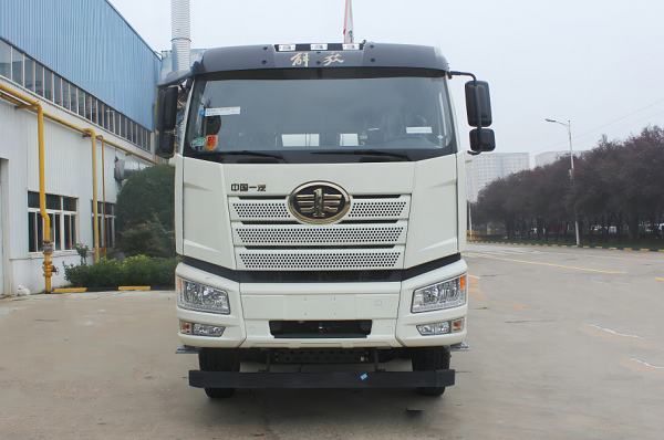 混動(dòng)攪拌車(chē)強(qiáng)勁優(yōu)勢(shì)詳解！攪拌車(chē)主新選擇！